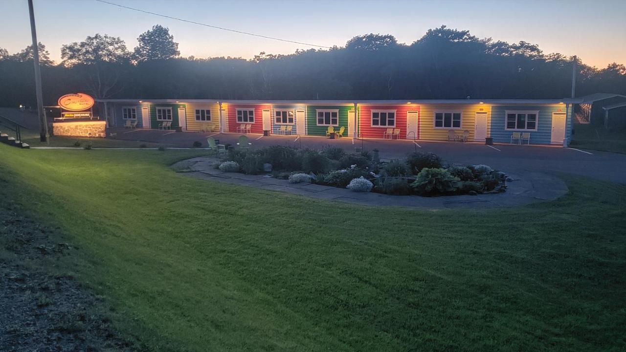 Cornerstone Motel Chéticamp Exterior foto