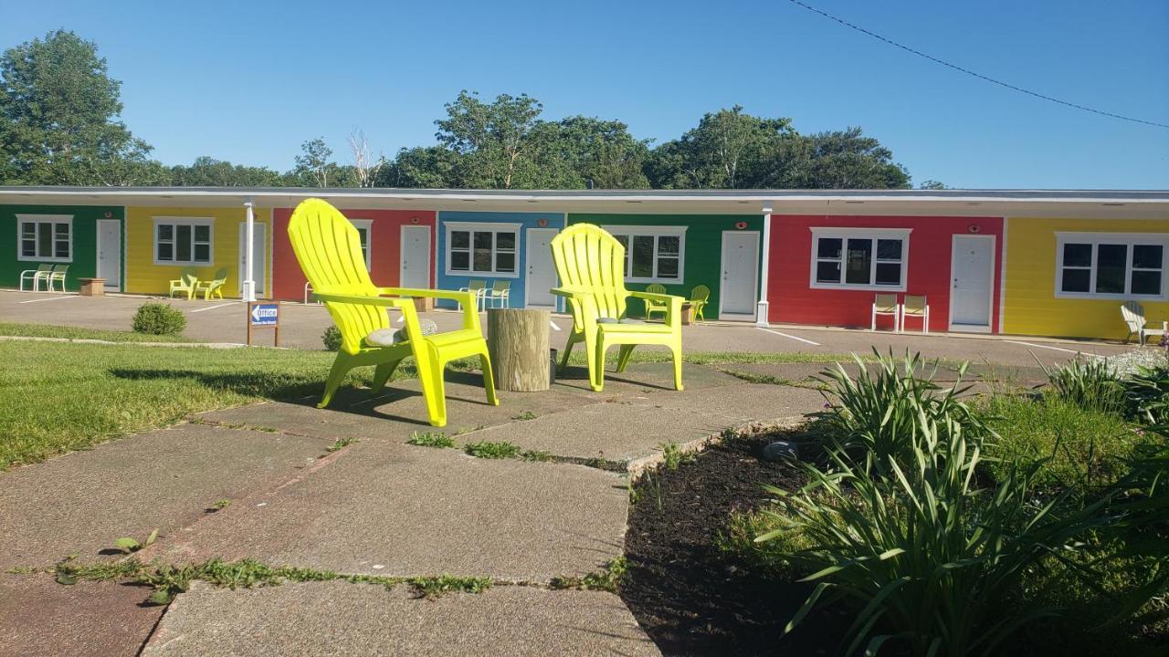 Cornerstone Motel Chéticamp Exterior foto