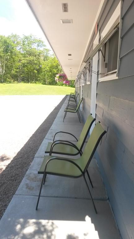 Cornerstone Motel Chéticamp Exterior foto